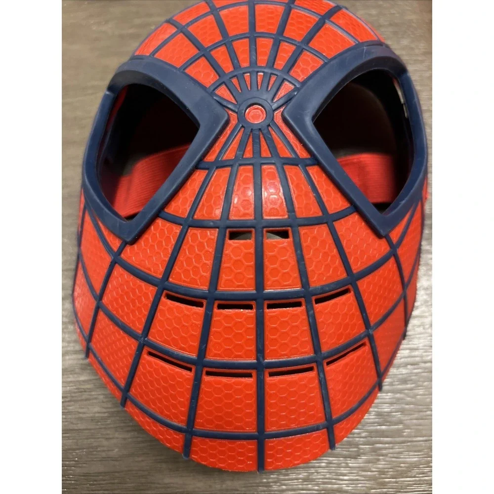 Marvel Spiderman Mask Hasbro Plastic & Rubber Adjustable Strap Halloween 2010